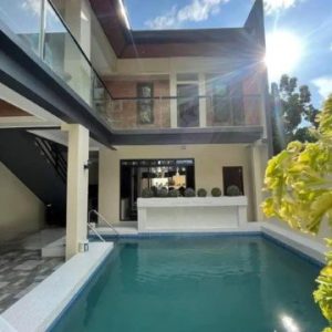 SmartSelect_202308Luxurious House with Income Potential_2120_130759_Facebook