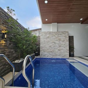 Spacious 4-Bedroom Home with Alexa Automation and Pool_153950