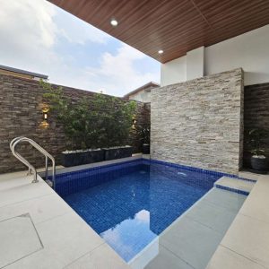 Spacious 4-Bedroom Home with Alexa Automation and Pool_154027