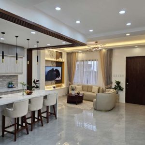 Spacious 4-Bedroom Home with Alexa Automation and Pool_155438