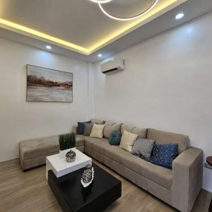 Spacious 4-Bedroom Home with Alexa Automation and Pool_160055