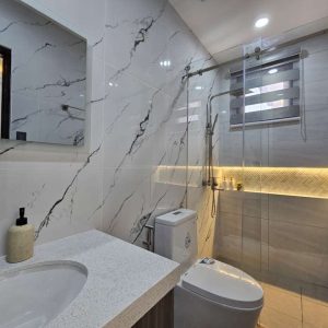 Spacious 4-Bedroom Home with Alexa Automation and Pool_160412