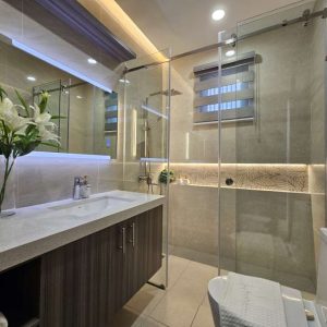 Spacious 4-Bedroom Home with Alexa Automation and Pool_160813