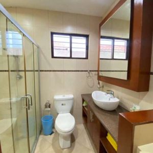 Spacious Family Home with Pool in Timog Park, Angeles City - Close to Clark Airport_1628479293381