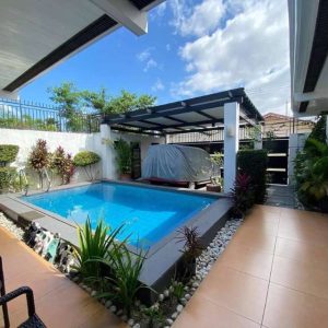 Spacious Family Home with Pool in Timog Park, Angeles City - Close to Clark Airport_1628479295197
