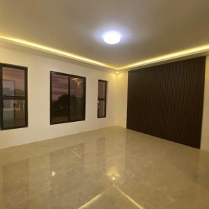 Spacious and Stylish039512_1620493155076444_4260269943298387892_n