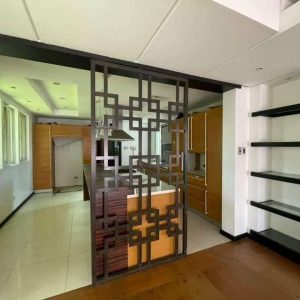 Timeless Mediterranean Style Mansion in Sunset Estate 10