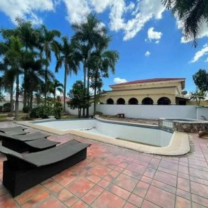 Timeless Mediterranean Style Mansion in Sunset Estate 8