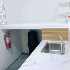 breezy_and_bright_home_in_friendly_neighborhood_near_clark_airport 10