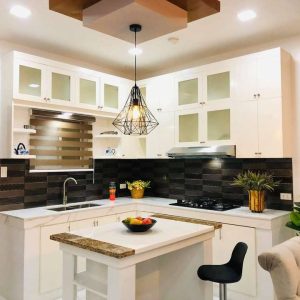 breezy_and_bright_home_in_friendly_neighborhood_near_clark_airport 25