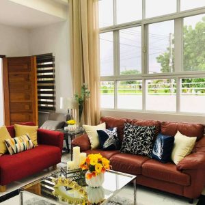 breezy_and_bright_home_in_friendly_neighborhood_near_clark_airport 28