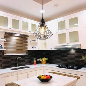 breezy_and_bright_home_in_friendly_neighborhood_near_clark_airport 7