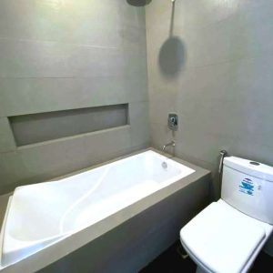 house_with_pool_in_enclave 1