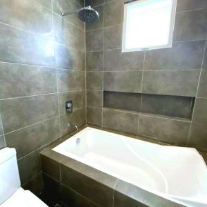 house_with_pool_in_enclave 23