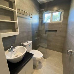 luxurious 5 bedrooms house and lot in pulu amsic 15