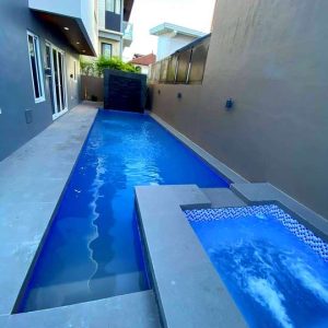 luxurious 5 bedrooms house and lot in pulu amsic 7