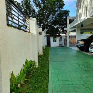 luxurious mansion in san fernando 11