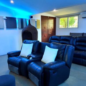 luxurious mansion in san fernando 12