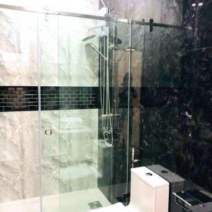 modern and elegant home with pool in enclave 18