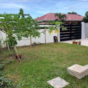 modern_2_storey_home_in_metrogate_subdivision 11