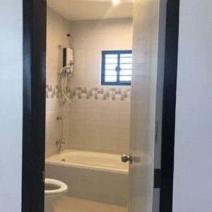 modern_2_storey_home_in_metrogate_subdivision 12