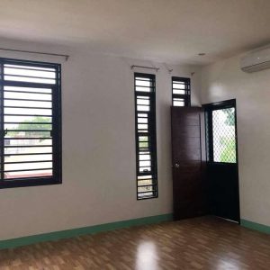 modern_2_storey_home_in_metrogate_subdivision 19