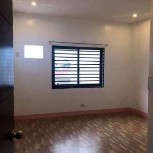 modern_2_storey_home_in_metrogate_subdivision 2