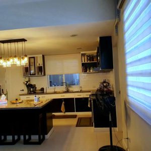 open floor plan bungalow with swimming pool in angeles 10