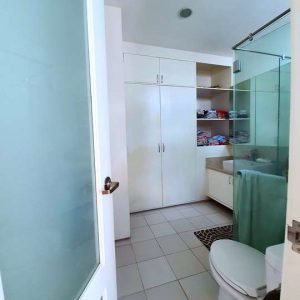 open floor plan bungalow with swimming pool in angeles 14