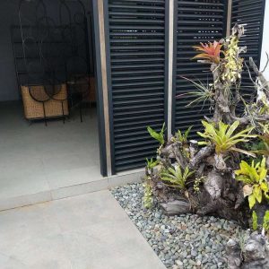 posh_cosmopolitan_bungalow_near_clark 15