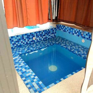 posh_cosmopolitan_bungalow_near_clark 33