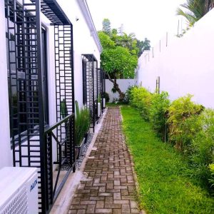 posh_cosmopolitan_bungalow_near_clark 7