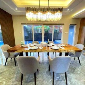 Unveiling Splendor - 5-Bedroom Corner Home_8