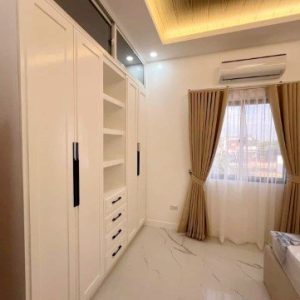 Modern 4-Bedroom Home in Gated Subdivision, Dau, Pampanga_5