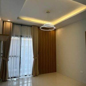 received_1868323650269300