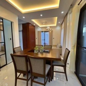 Contemporary 4BR Home near Clark_14