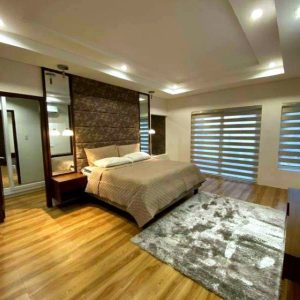 Unveiling Splendor - 5-Bedroom Corner Home_10