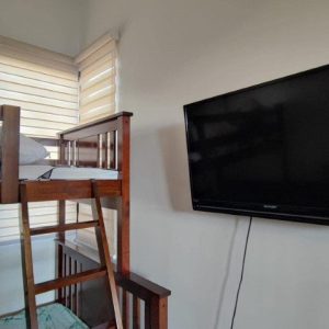 Contemporary 4BR Home near Clark_8