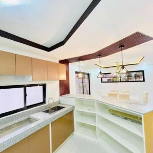 received_745214504183681