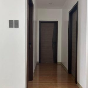 Luxurious House with Income Potential_11