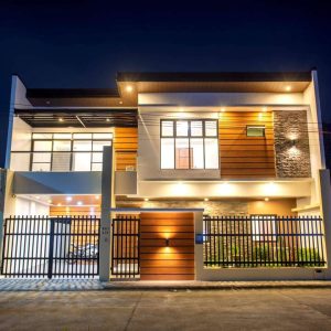 sophisticated_smart_home_in_forest_park_north 3