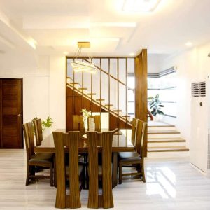 sophisticated_smart_home_in_forest_park_north 4