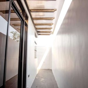 sophisticated_smart_home_in_forest_park_north 59