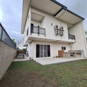 spacious_2_storey_home_in_town_and_country_with_big_yard 1