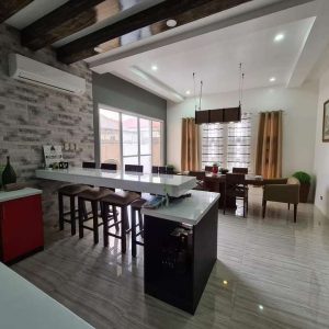 spacious_2_storey_home_in_town_and_country_with_big_yard 14